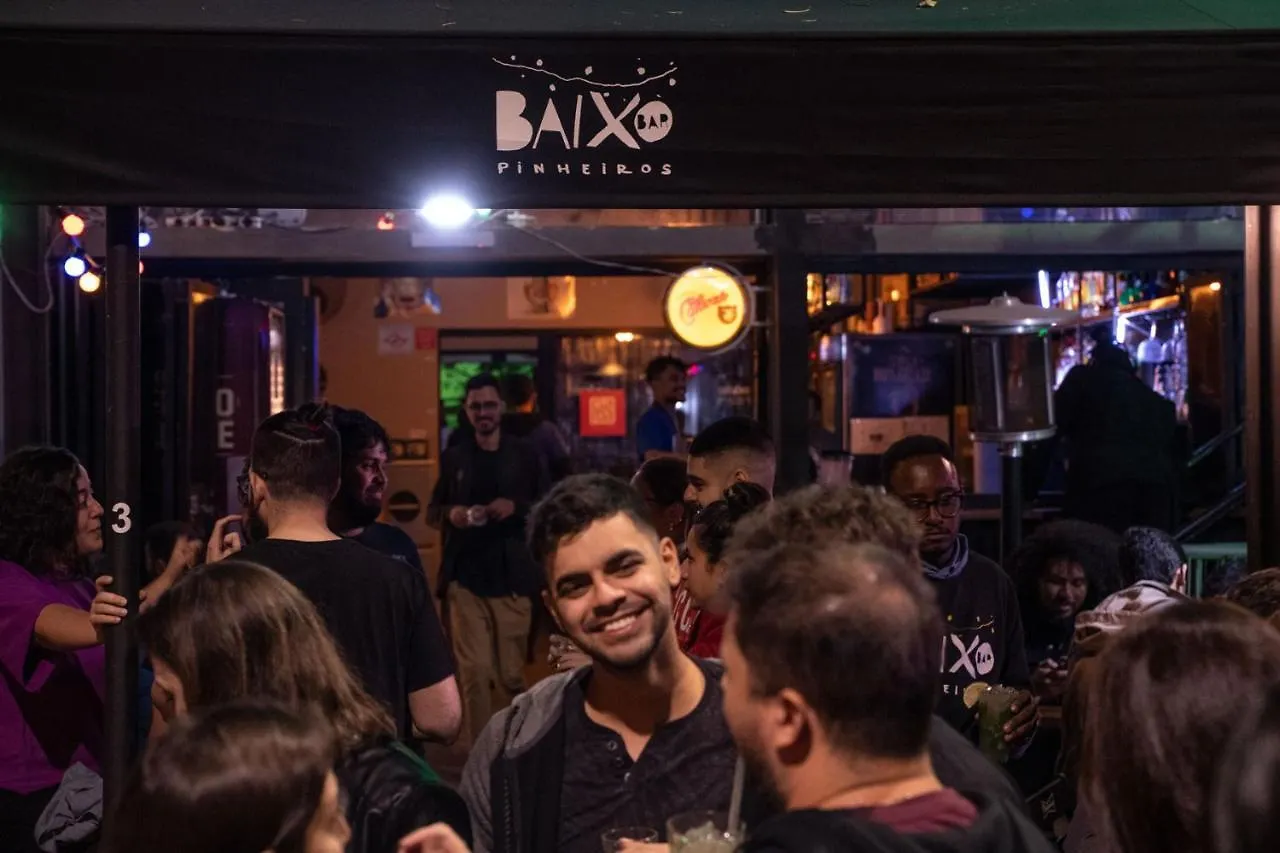 Garoa Hostel Party Bar São Paulo